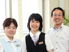 スタッフ紹介
